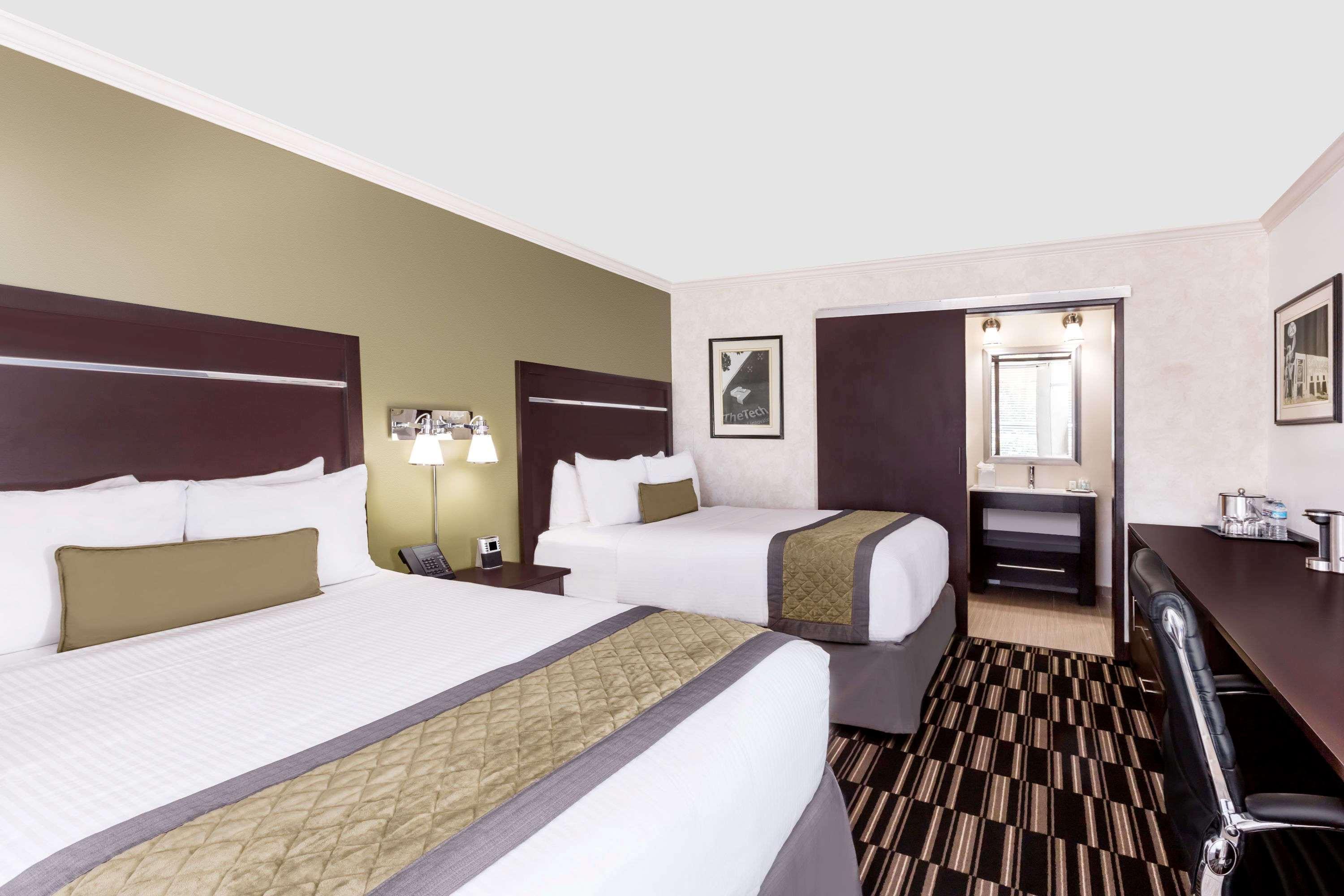 Wyndham Garden San Jose Airport Hotel Exterior foto