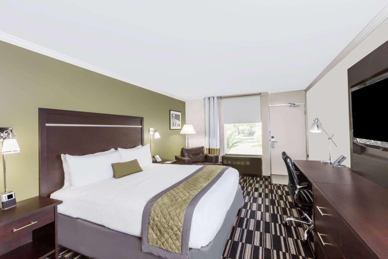 Wyndham Garden San Jose Airport Hotel Exterior foto