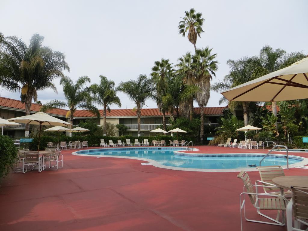 Wyndham Garden San Jose Airport Hotel Exterior foto