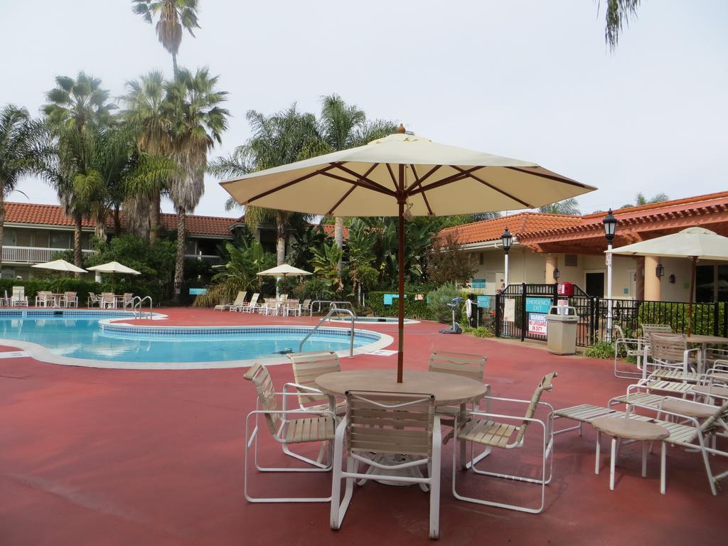 Wyndham Garden San Jose Airport Hotel Exterior foto